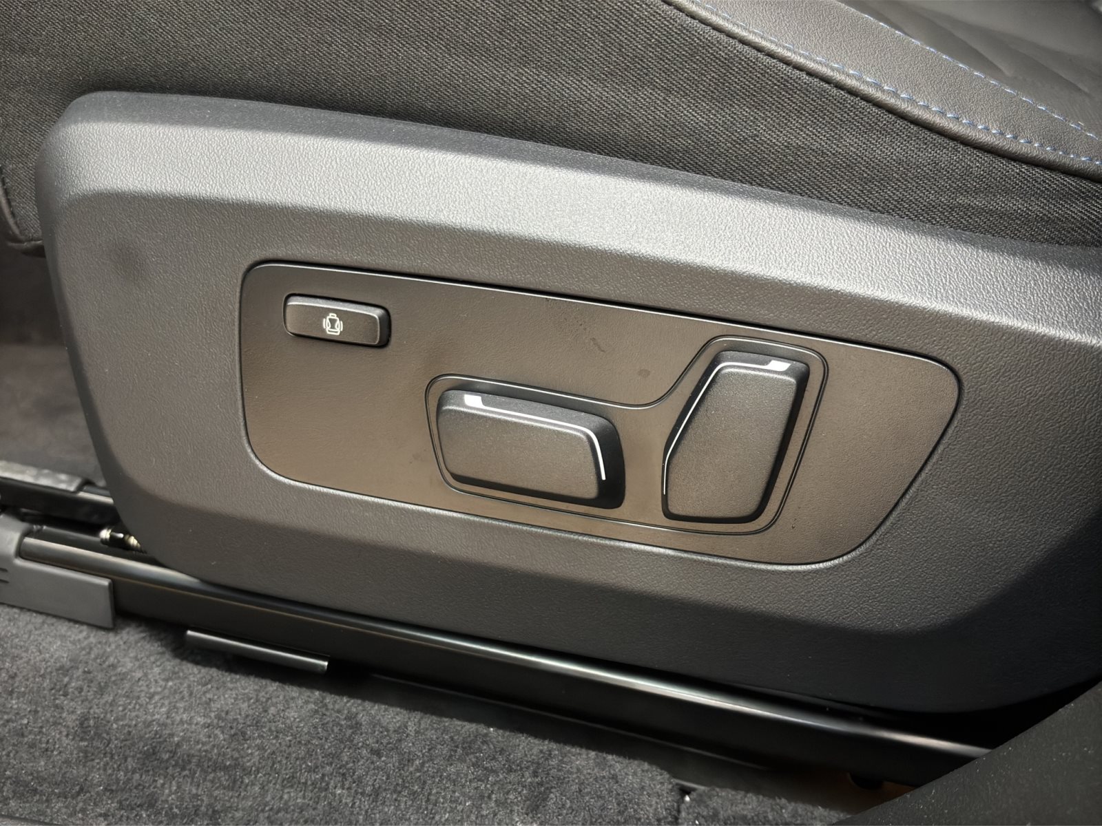 Fahrzeugabbildung BMW X3 xDrive30e [M Sport, AHK, ACC, RFK, 20 LMR]