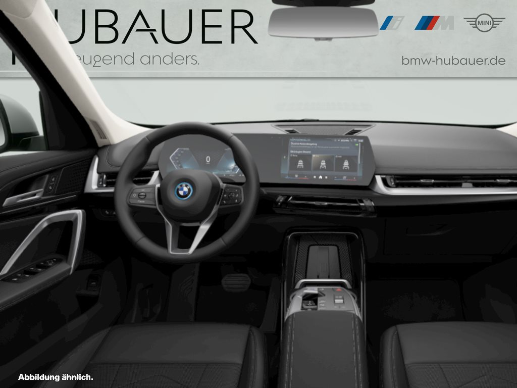 Fahrzeugabbildung BMW iX1 eDrive20 [xLine, AHK, ACC, RFK, 18 LMR, LED, SHZ]
