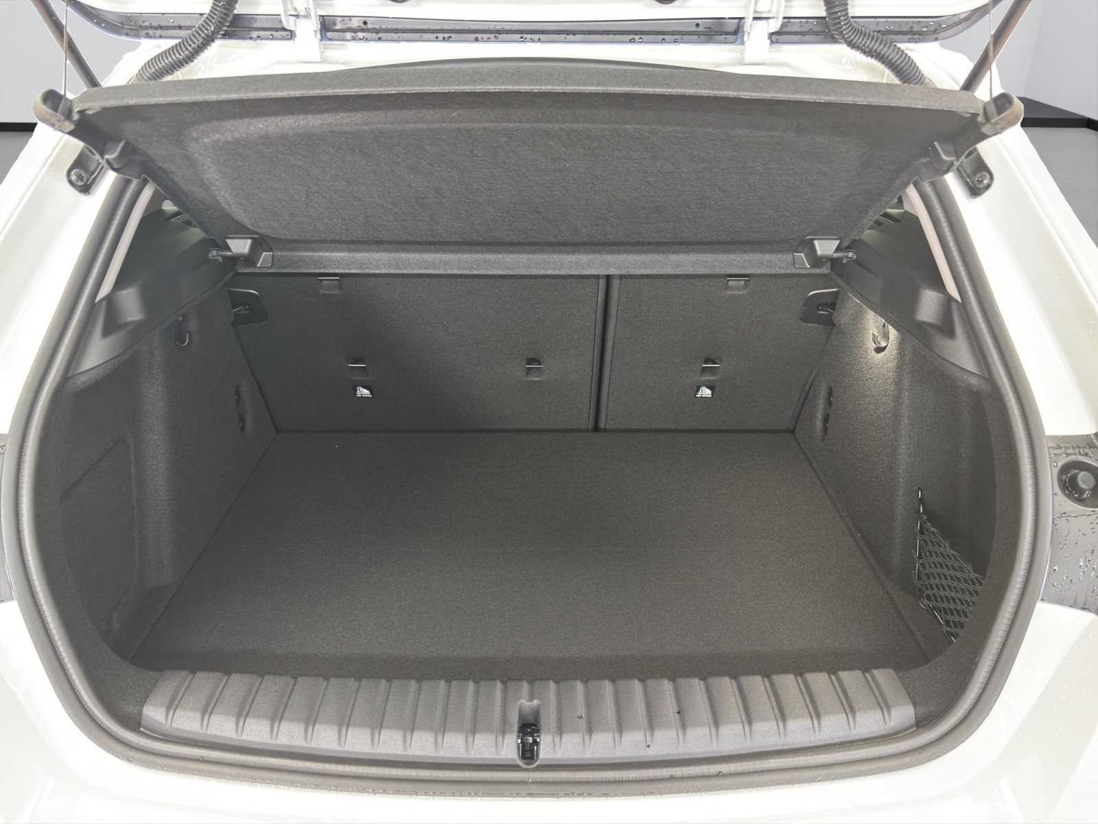 Fahrzeugabbildung BMW 120 [M Sport, Navi, 18 LMR, RFK, SHZ, LED]
