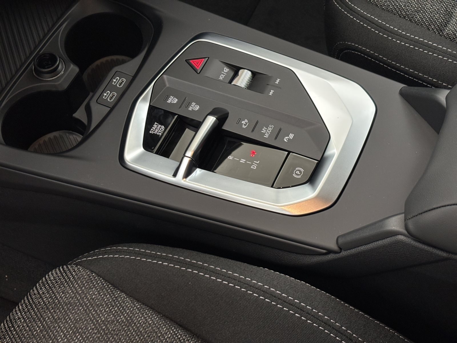 Fahrzeugabbildung BMW 120 [M Sport, Navi, 18 LMR, RFK, SHZ, LED]