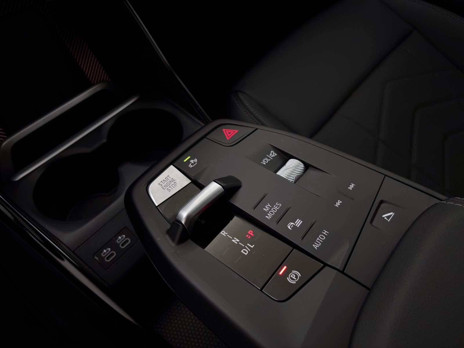 Fahrzeugabbildung BMW X1 sDrive20i [Navi, RFK, LRH, Anhängerkupplung]