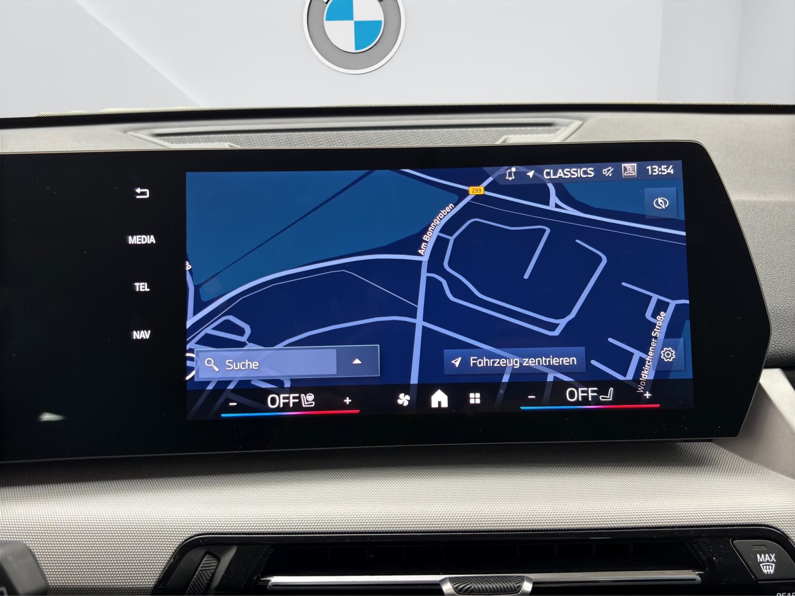 Fahrzeugabbildung BMW X1 sDrive20i [Navi, RFK, LRH, Anhängerkupplung]
