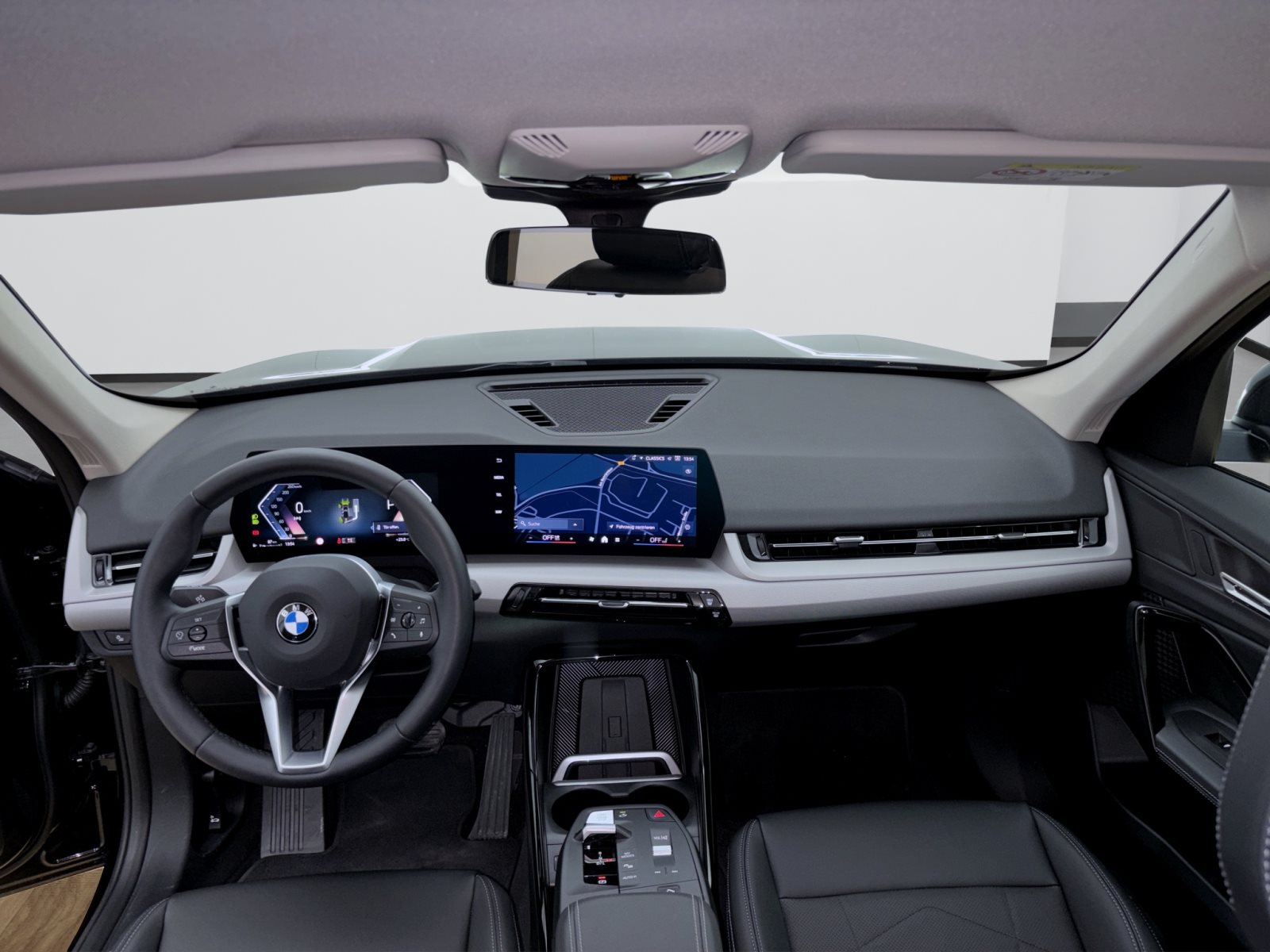 Fahrzeugabbildung BMW X1 sDrive20i [Navi, RFK, LRH, Anhängerkupplung]
