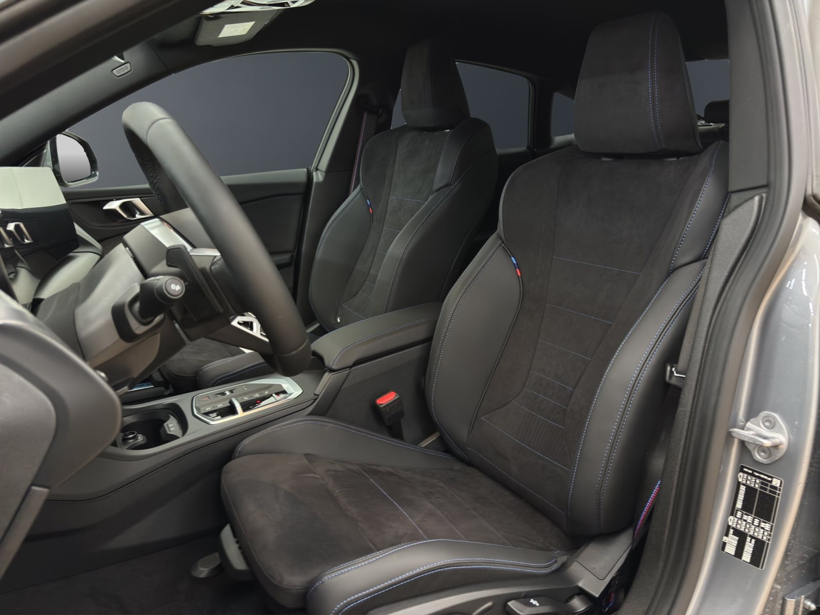 Fahrzeugabbildung BMW 220 Gran Coupé [M Sport Pro, HUD, ACC, AHK]