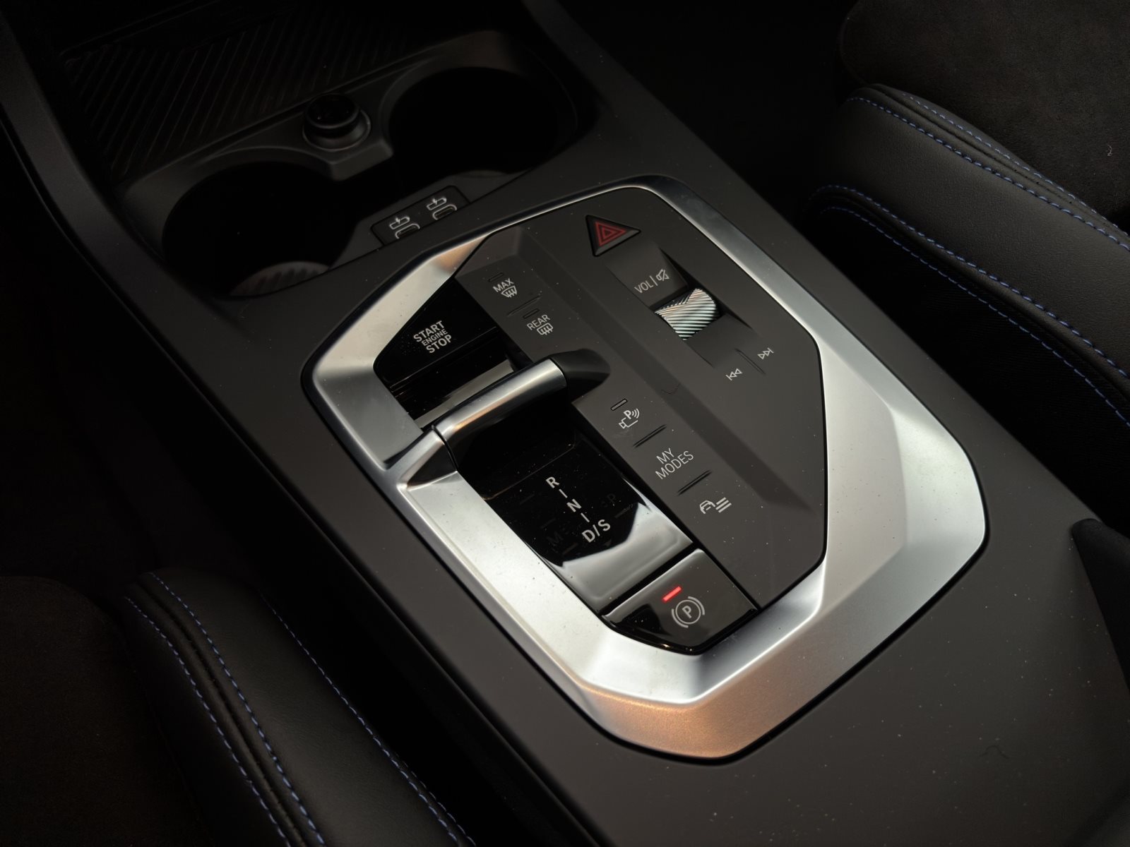 Fahrzeugabbildung BMW 220 Gran Coupé [M Sport Pro, HUD, ACC, AHK]