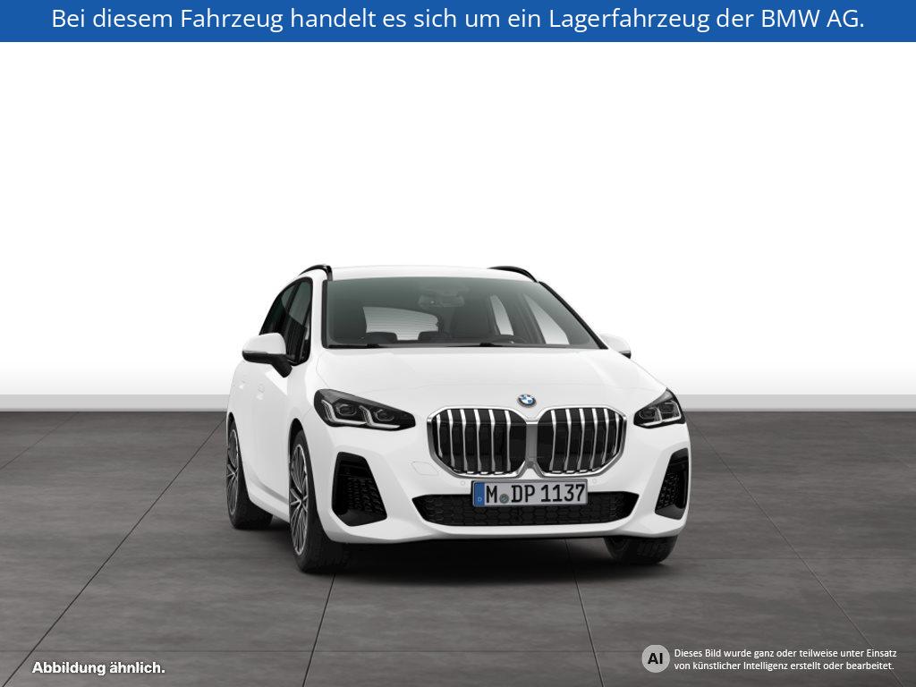 Fahrzeugabbildung BMW 220i Active Tourer