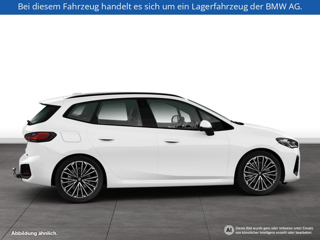 Fahrzeugabbildung BMW 220i Active Tourer