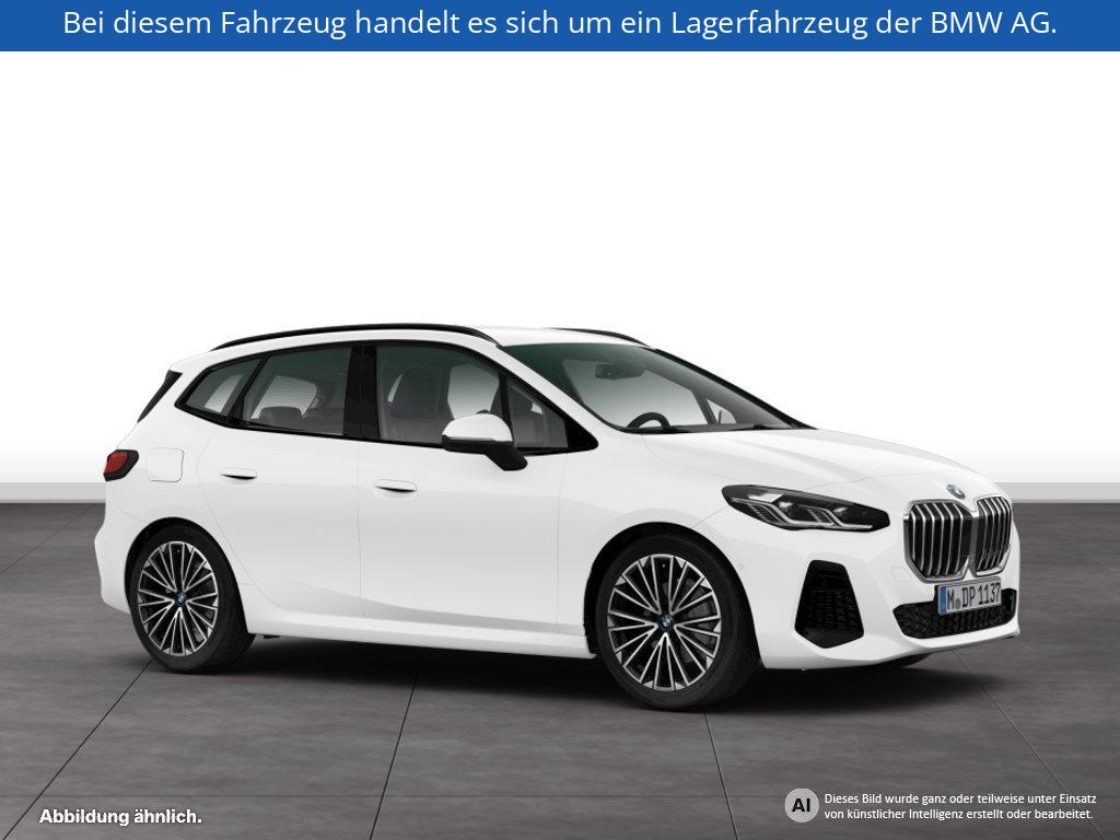 Fahrzeugabbildung BMW 220i Active Tourer