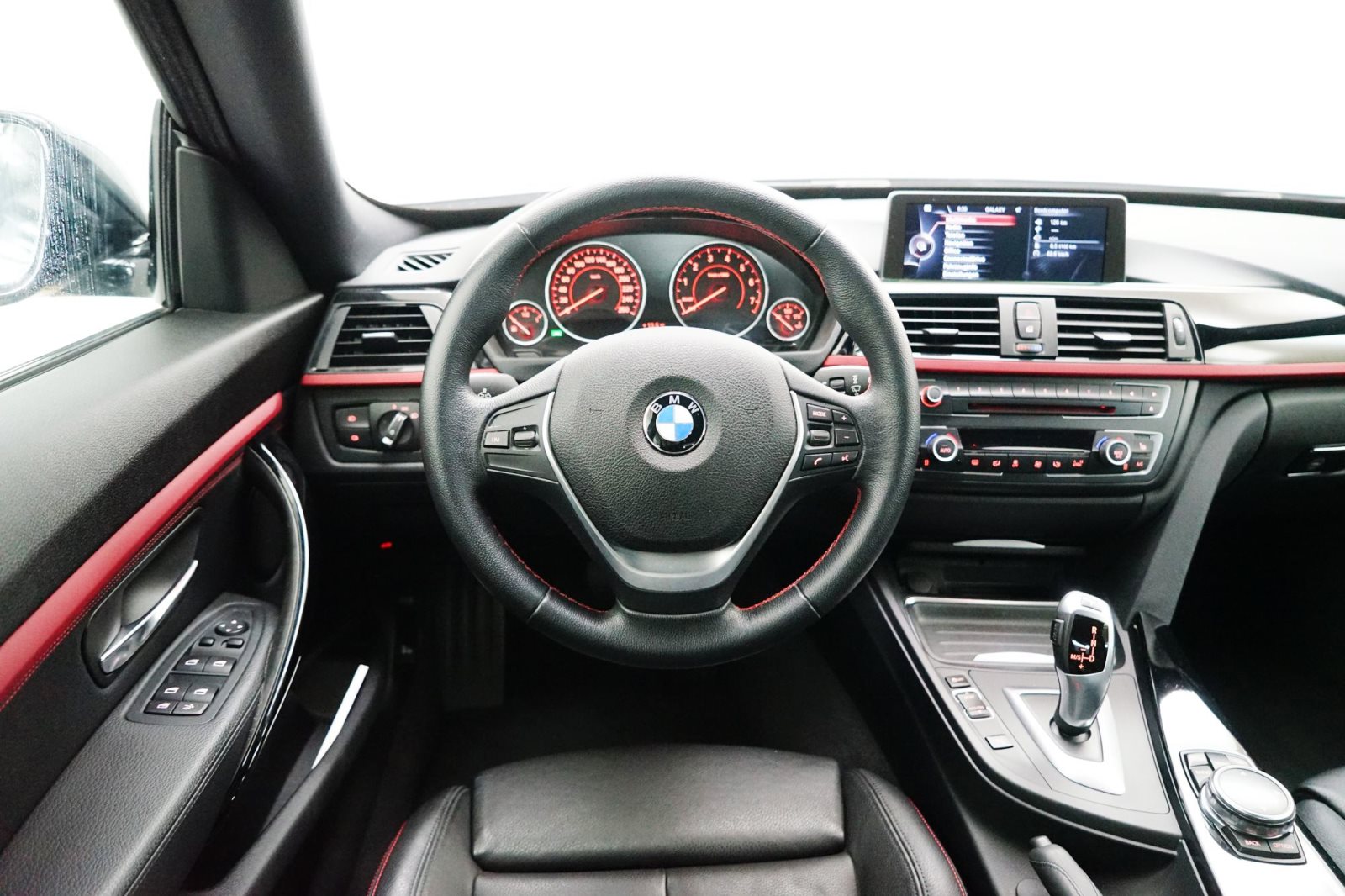 Fahrzeugabbildung BMW 328i Gran Turismo [Sport Line, Navi Prof., RFK]