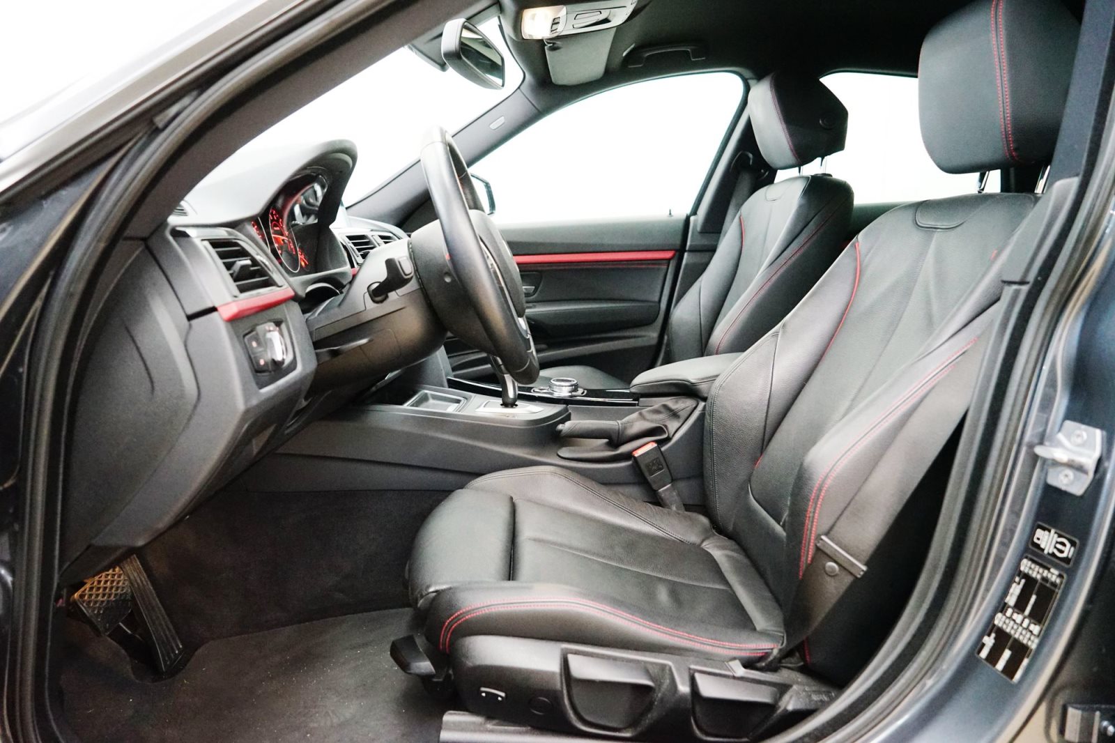 Fahrzeugabbildung BMW 328i Gran Turismo [Sport Line, Navi Prof., RFK]