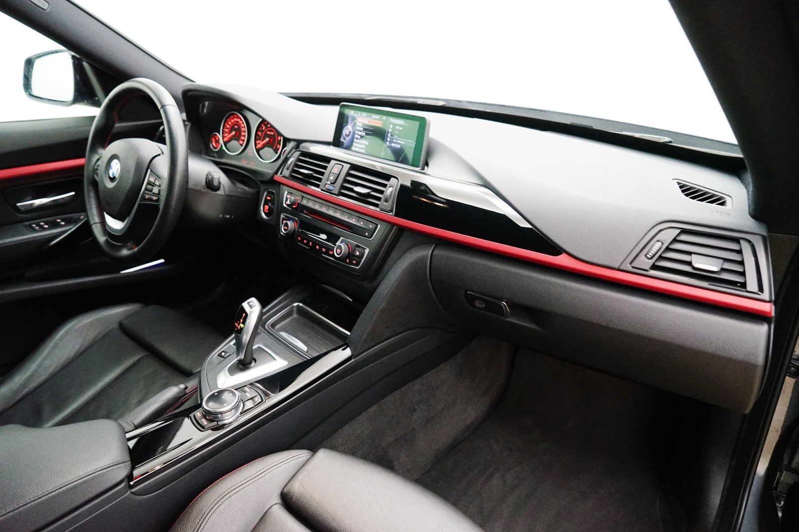 Fahrzeugabbildung BMW 328i Gran Turismo [Sport Line, Navi Prof., RFK]