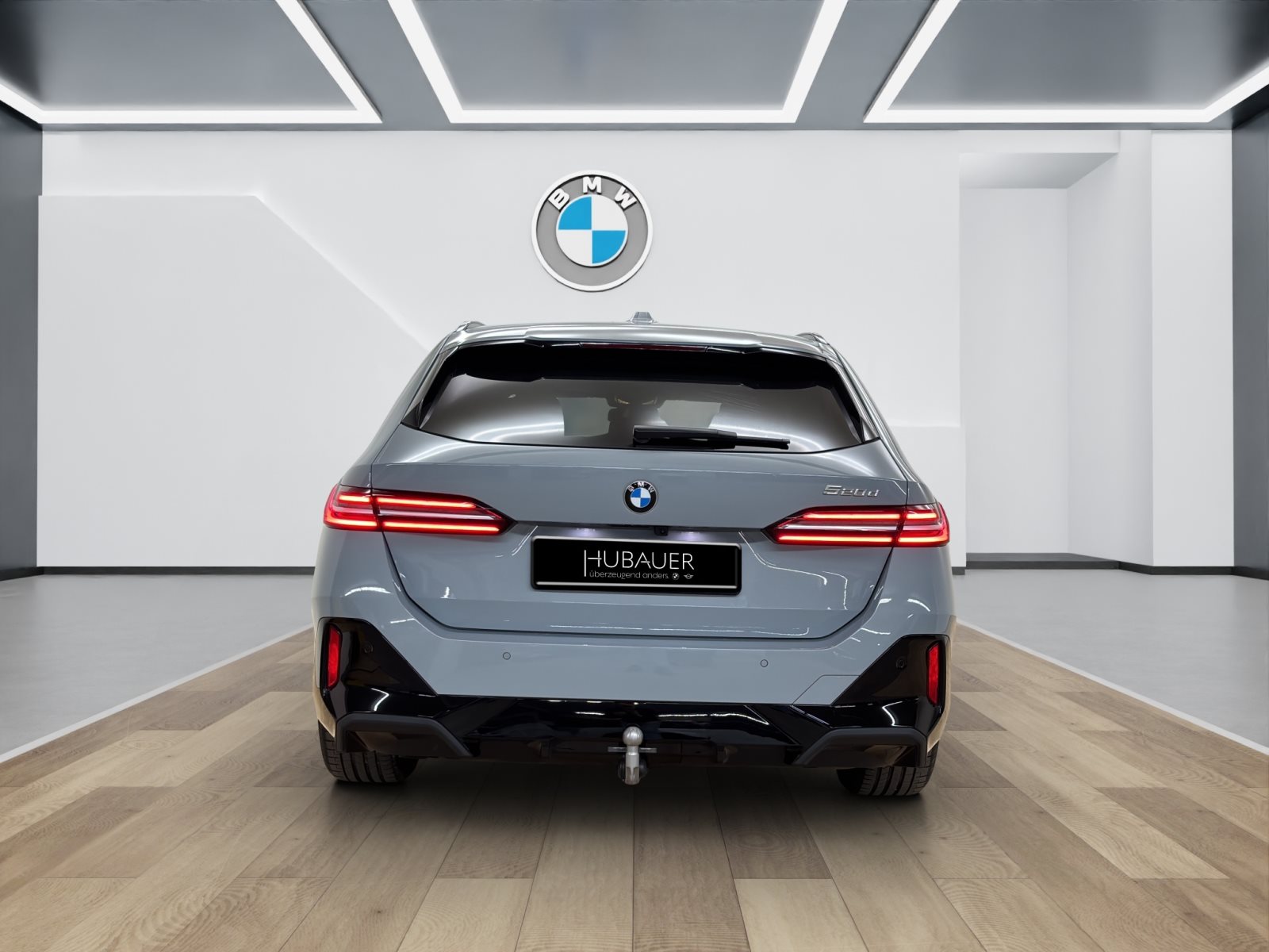 Fahrzeugabbildung BMW 520d Touring [M Sport, AHK, ACC, RFK, h&k Sound]