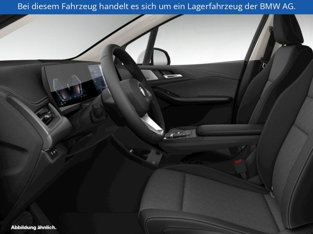 Fahrzeugabbildung BMW 220i Active Tourer