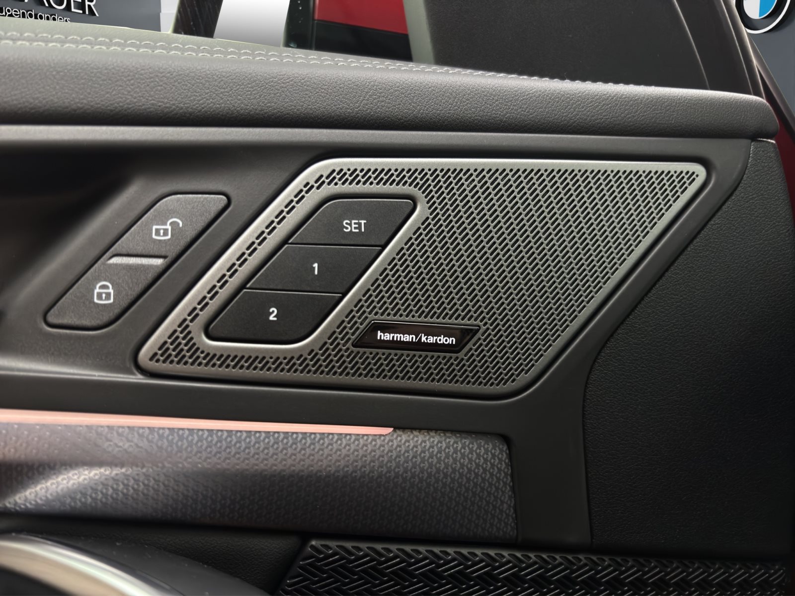 Fahrzeugabbildung BMW X1 xDrive30e [M Sport Pro, HUD, AHK, ACC, 19 LMR]