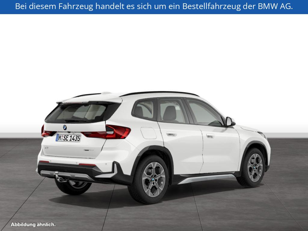 Fahrzeugabbildung BMW X1 sDrive20i