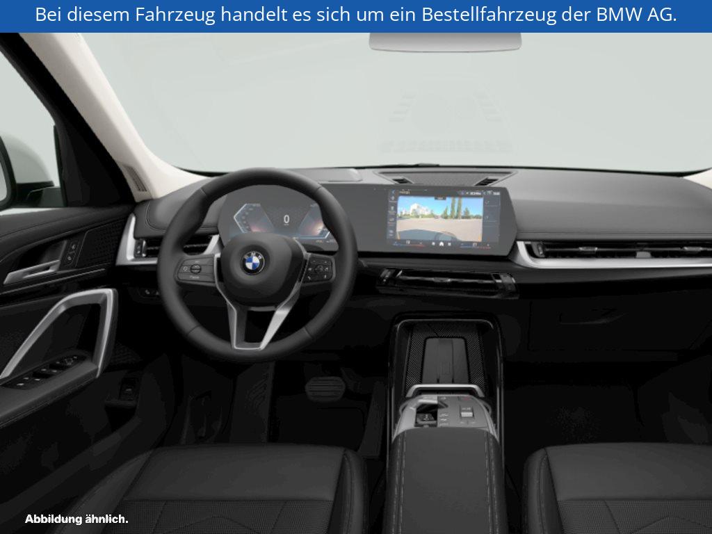 Fahrzeugabbildung BMW X1 sDrive20i