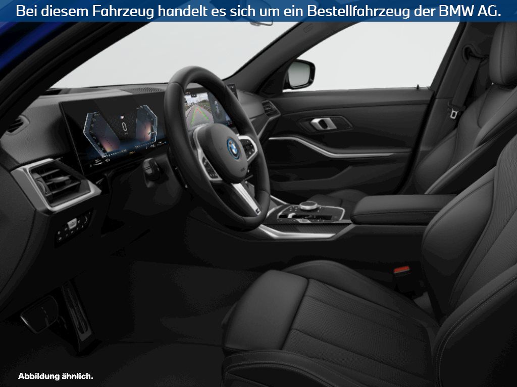 Fahrzeugabbildung BMW 330e xDrive Touring