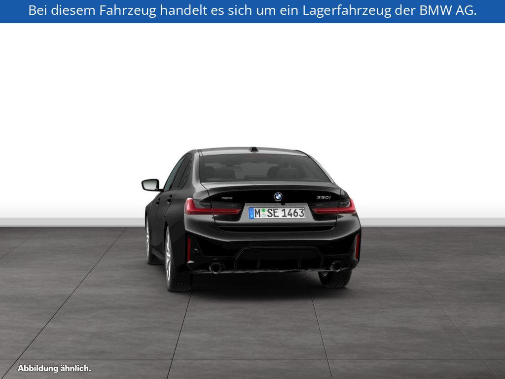 Fahrzeugabbildung BMW 330i xDrive Limousine