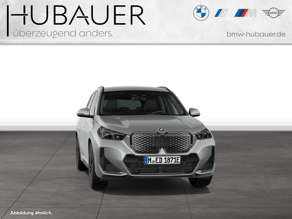 Fahrzeugabbildung BMW iX1 eDrive20 [M Sport Pro, AHK, ACC, 19 LMR, RFK]
