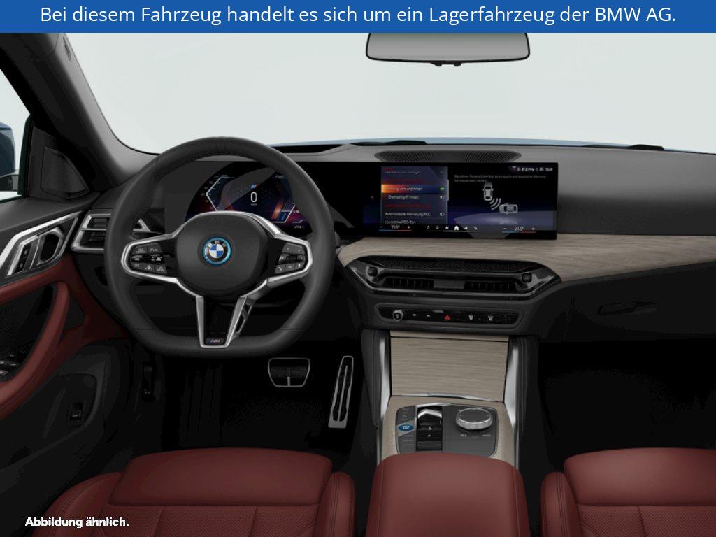 Fahrzeugabbildung BMW i4 xDrive40 Gran Coupé