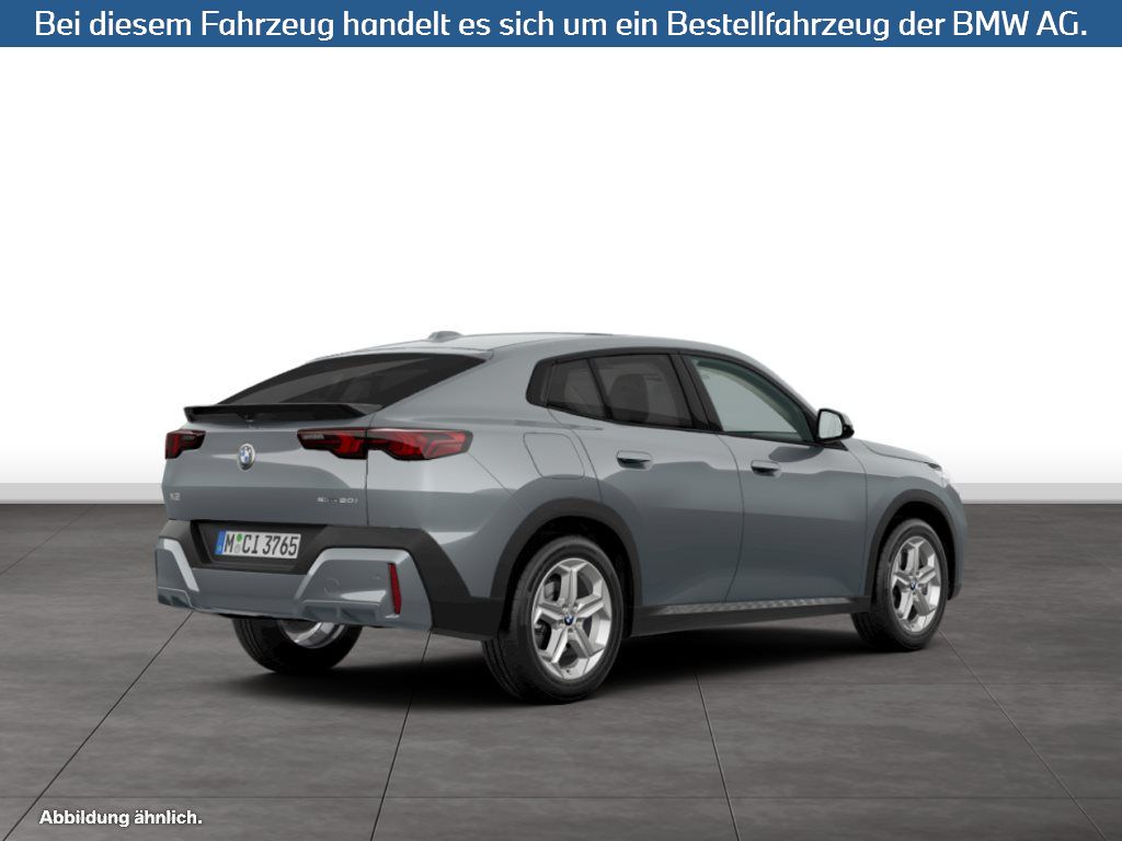Fahrzeugabbildung BMW X2 sDrive20i