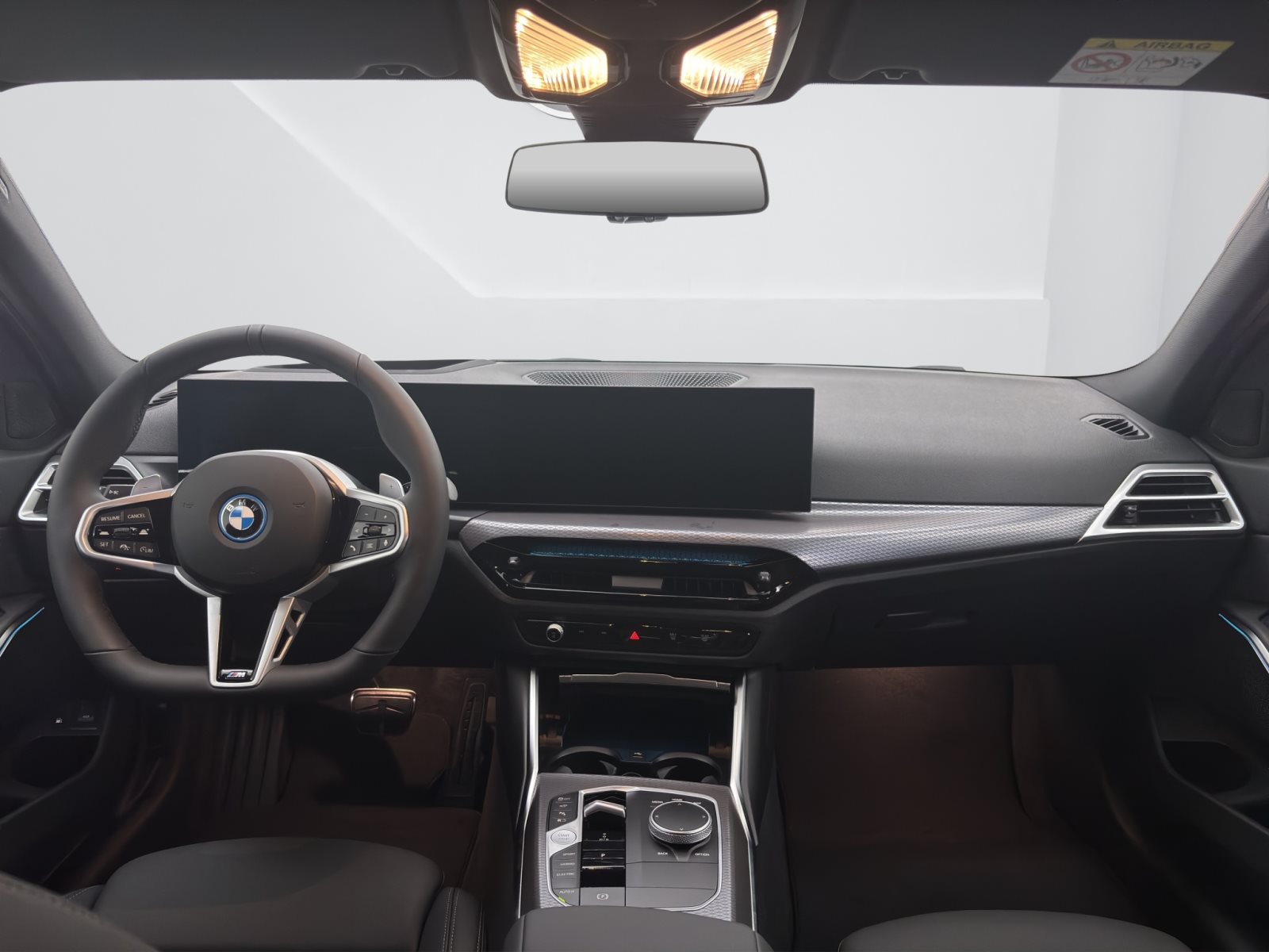 Fahrzeugabbildung BMW 330e xDrive Touring [M Sport, HUD, AHK, ACC, 19 LMR]