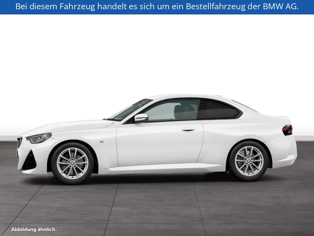 Fahrzeugabbildung BMW 218i Coupé