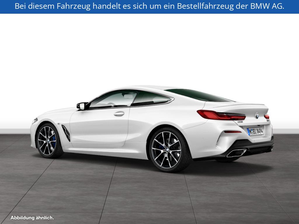 Fahrzeugabbildung BMW M850i xDrive Coupé