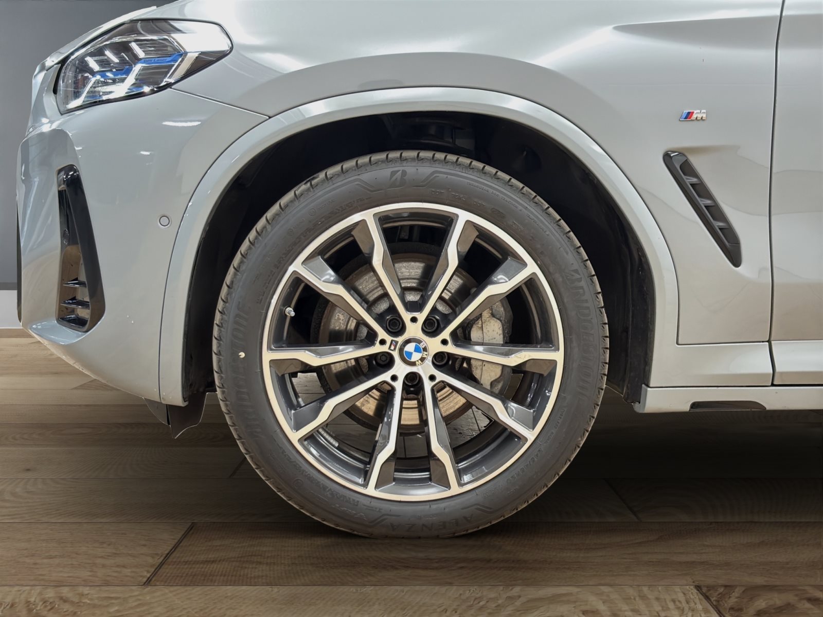 Fahrzeugabbildung BMW X4 xDrive30d [M Sport, Laser, Pano, AHK, ACC]