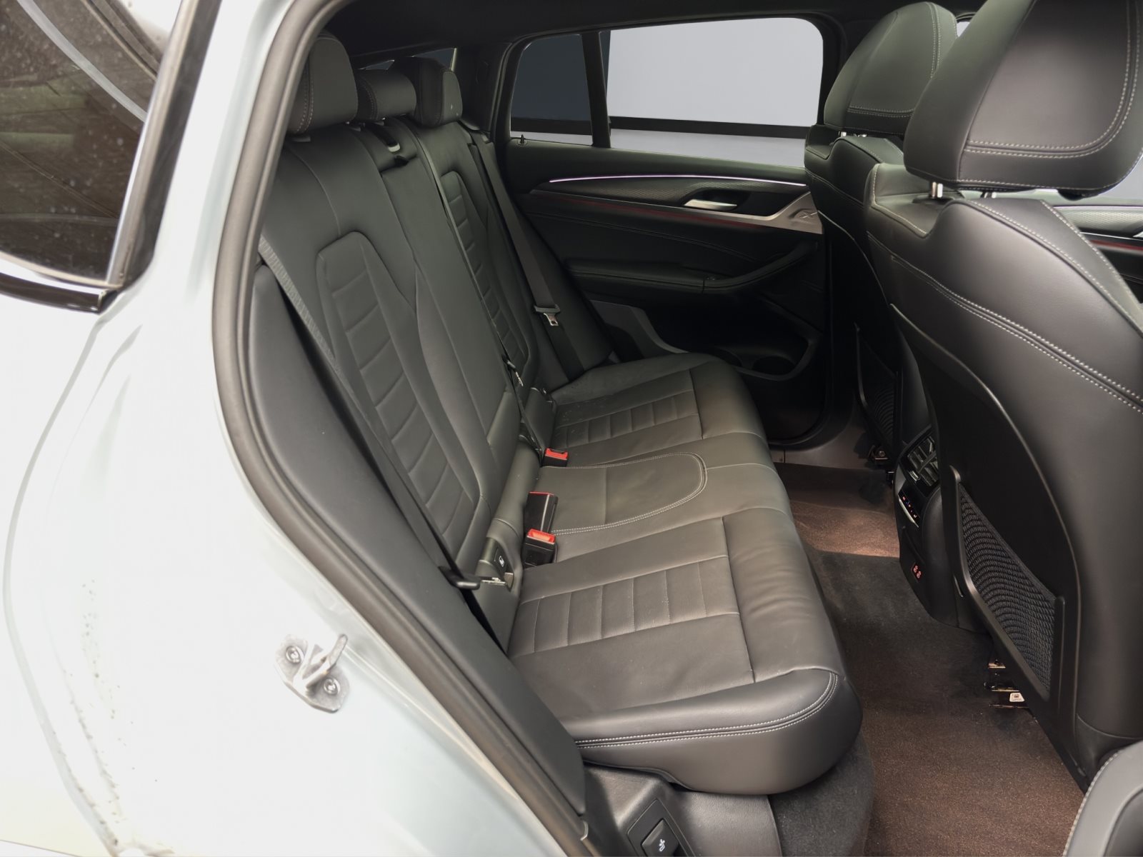 Fahrzeugabbildung BMW X4 xDrive30d [M Sport, Laser, Pano, AHK, ACC]
