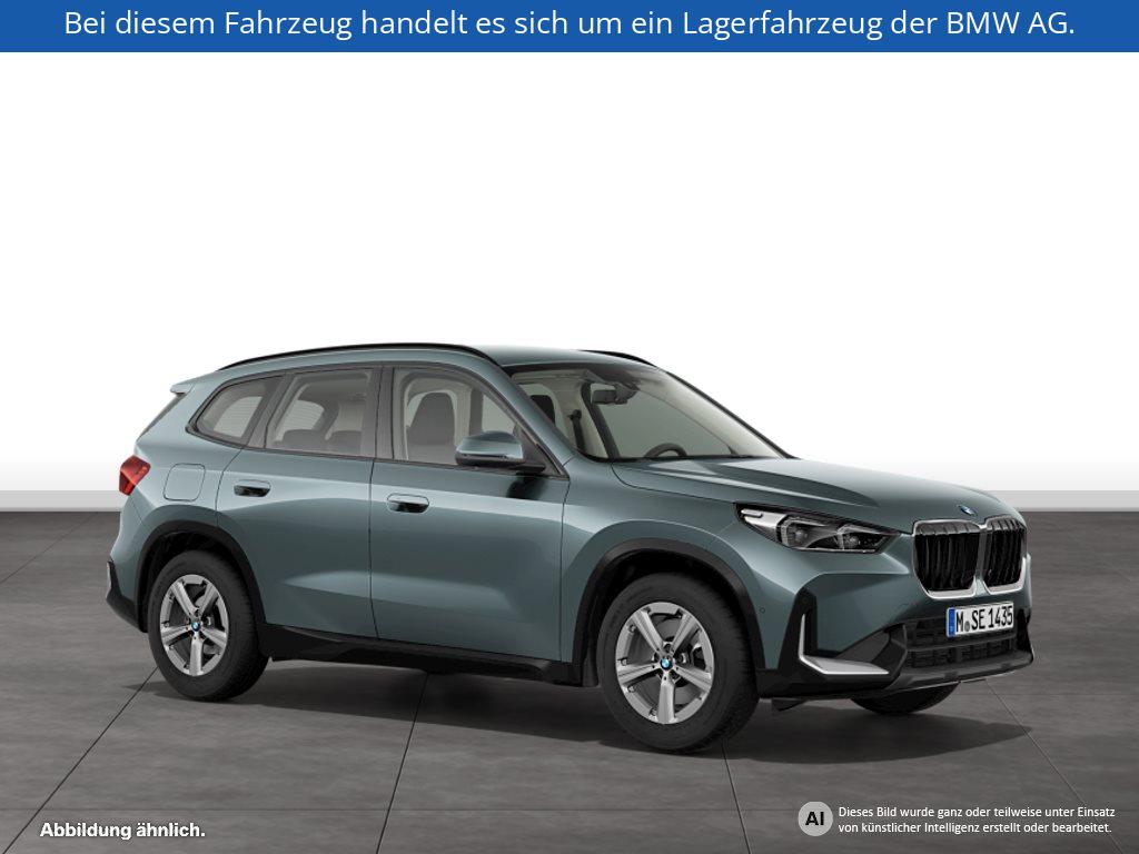 Fahrzeugabbildung BMW X1 xDrive23i
