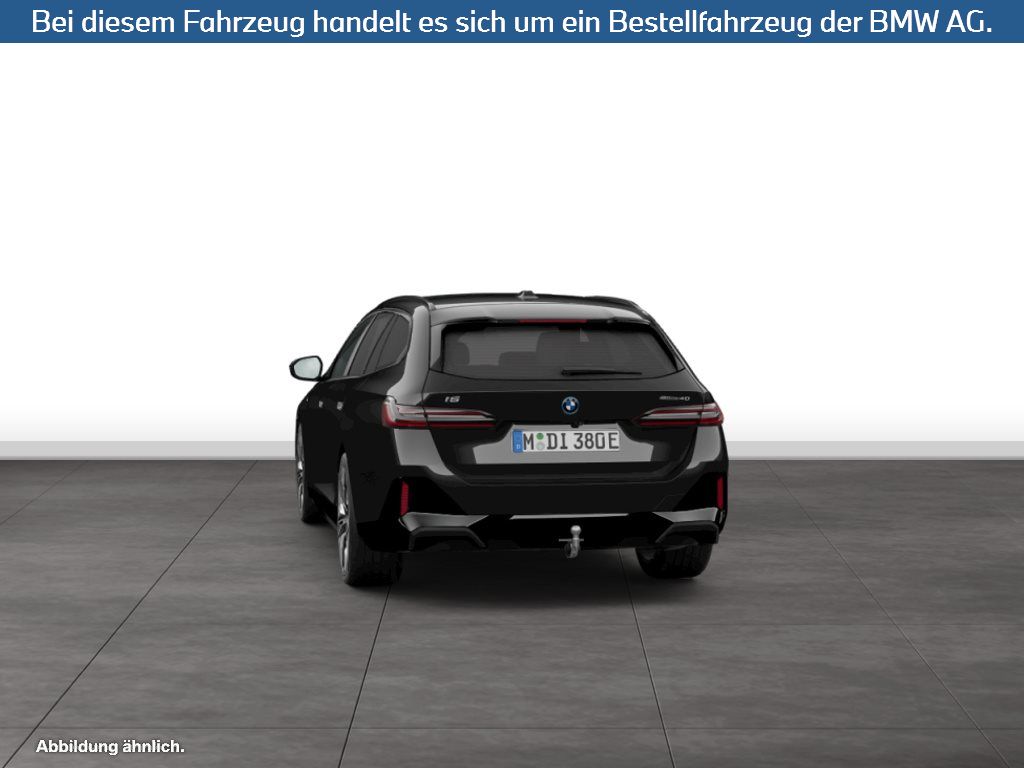 Fahrzeugabbildung BMW i5 eDrive40 Touring