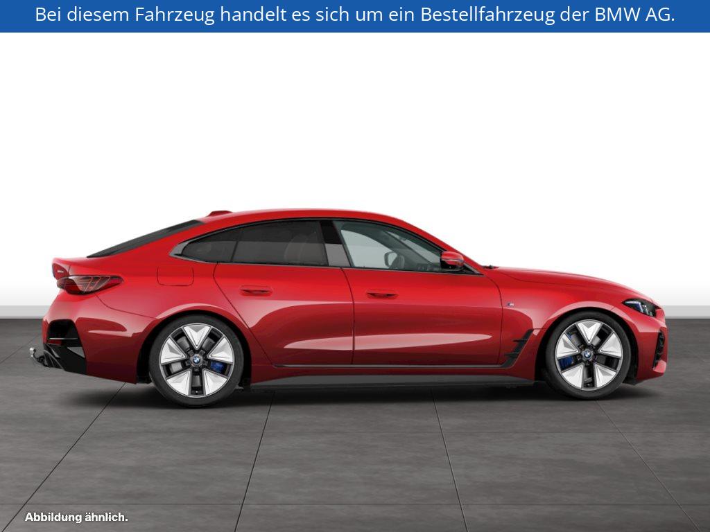 Fahrzeugabbildung BMW i4 xDrive40 Gran Coupé
