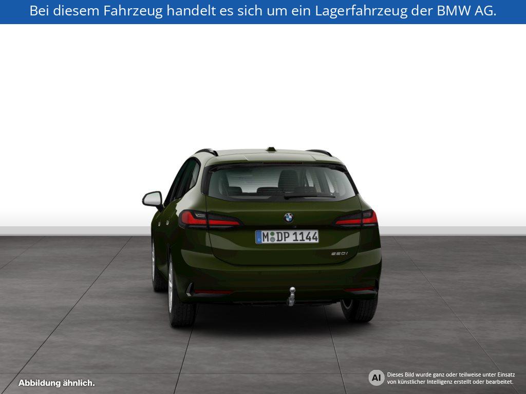 Fahrzeugabbildung BMW 220i Active Tourer