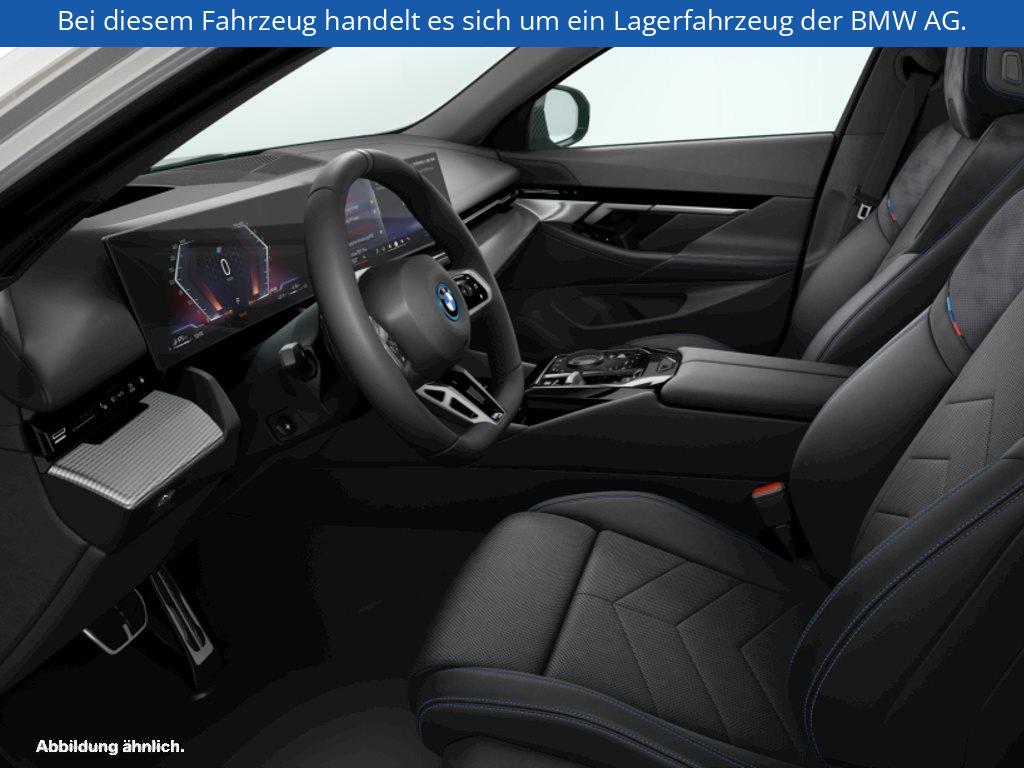 Fahrzeugabbildung BMW 550e xDrive Limousine