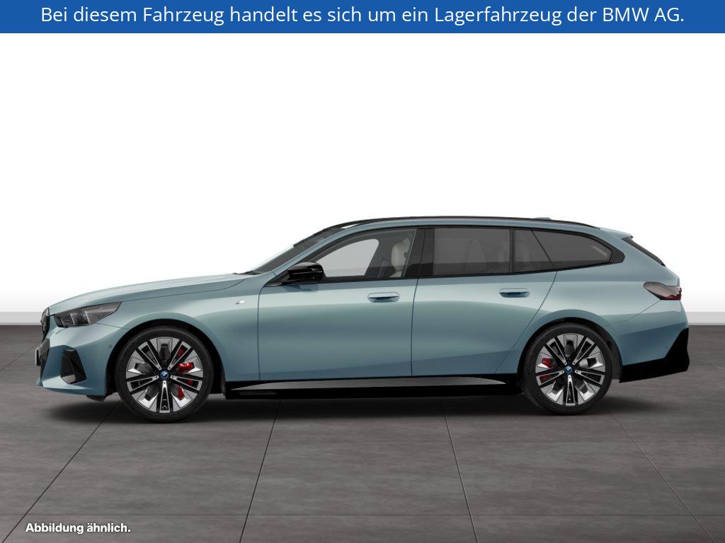 Fahrzeugabbildung BMW i5 M60 xDrive Touring