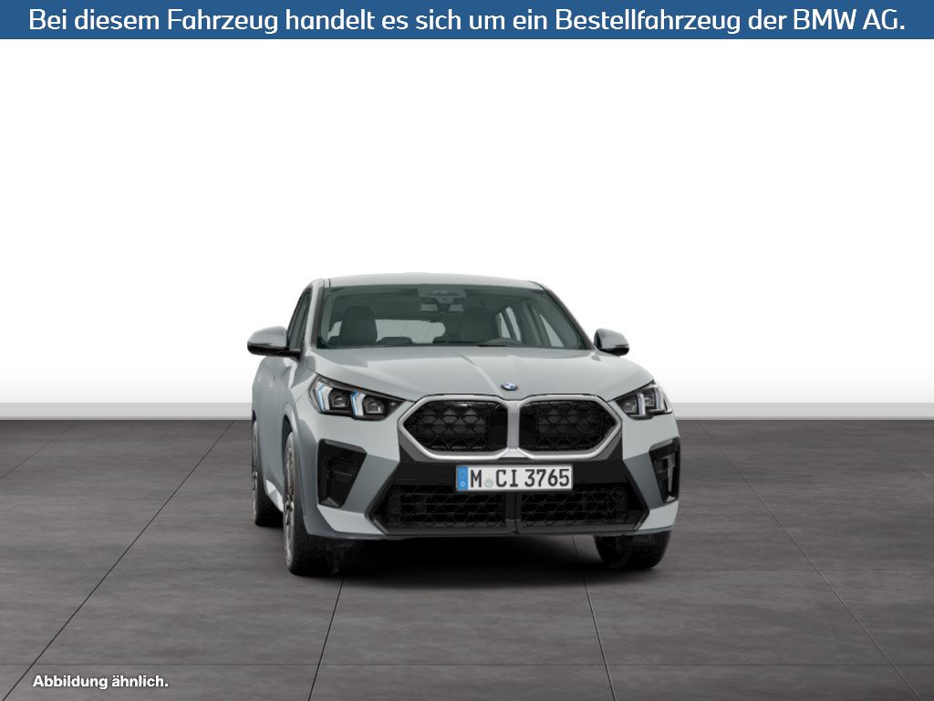 Fahrzeugabbildung BMW X2 sDrive20i