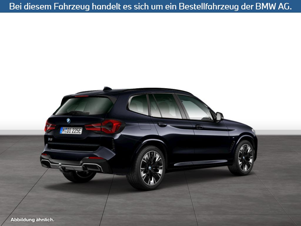 Fahrzeugabbildung BMW iX3 M Sport