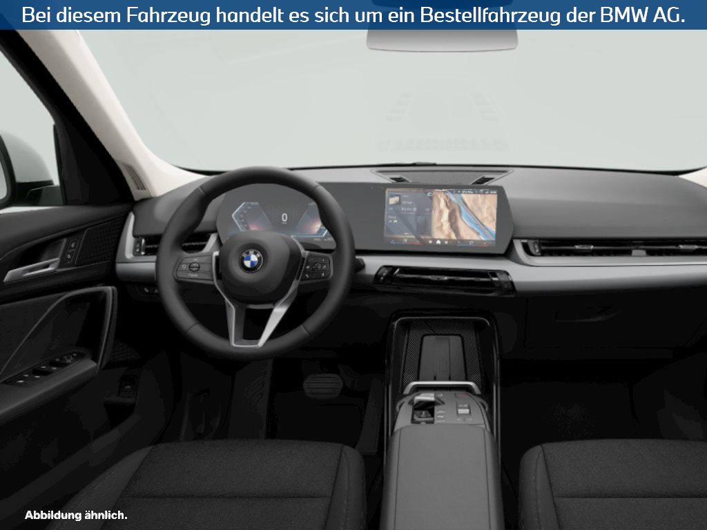Fahrzeugabbildung BMW X1 sDrive18i SAV