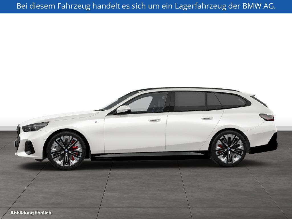 Fahrzeugabbildung BMW i5 eDrive40 Touring
