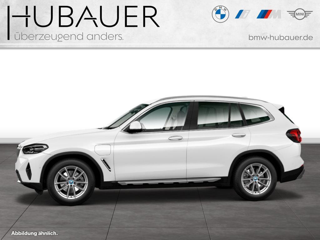 Fahrzeugabbildung BMW X3 xDrive30e [Live Cockpit+, ACC, RFK, SHZ, LRH]