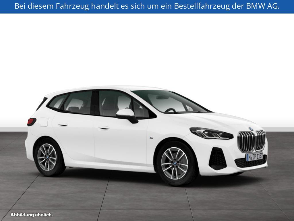 Fahrzeugabbildung BMW 220i Active Tourer