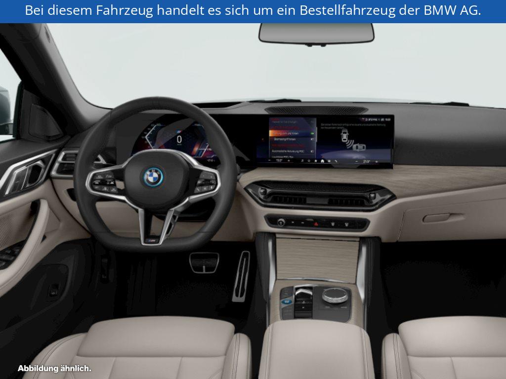 Fahrzeugabbildung BMW i4 eDrive40 Gran Coupé