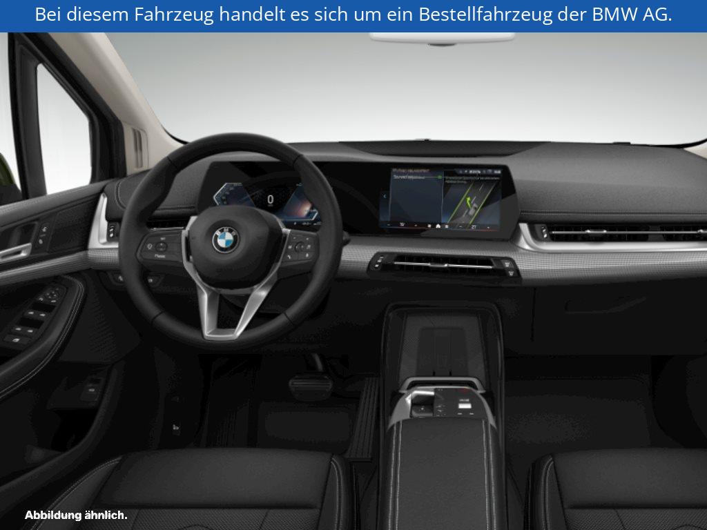 Fahrzeugabbildung BMW 216i Active Tourer