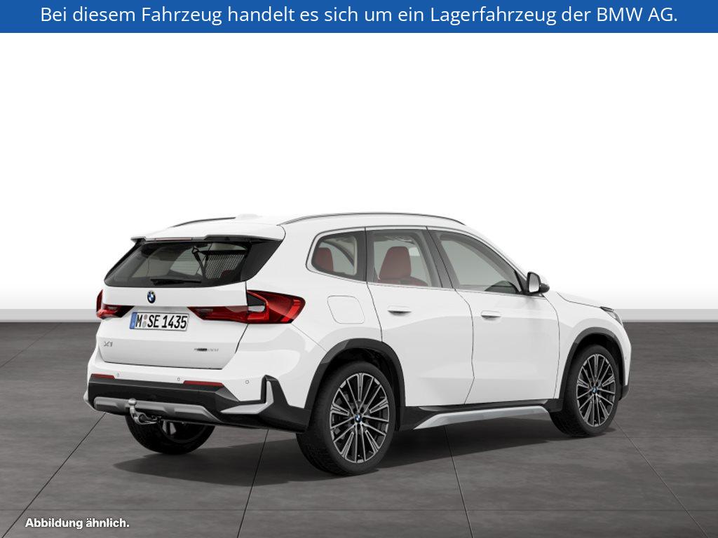 Fahrzeugabbildung BMW X1 sDrive20i