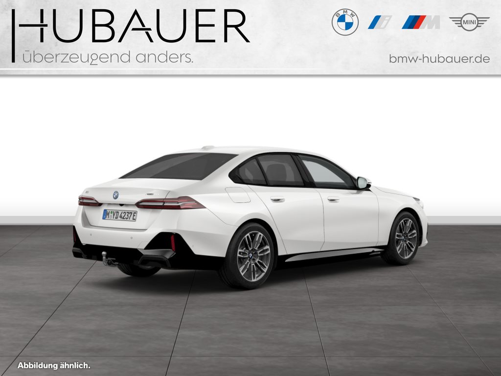 Fahrzeugabbildung BMW i5 xDrive40 Limousine [M Sport, DA Prof., B&W]