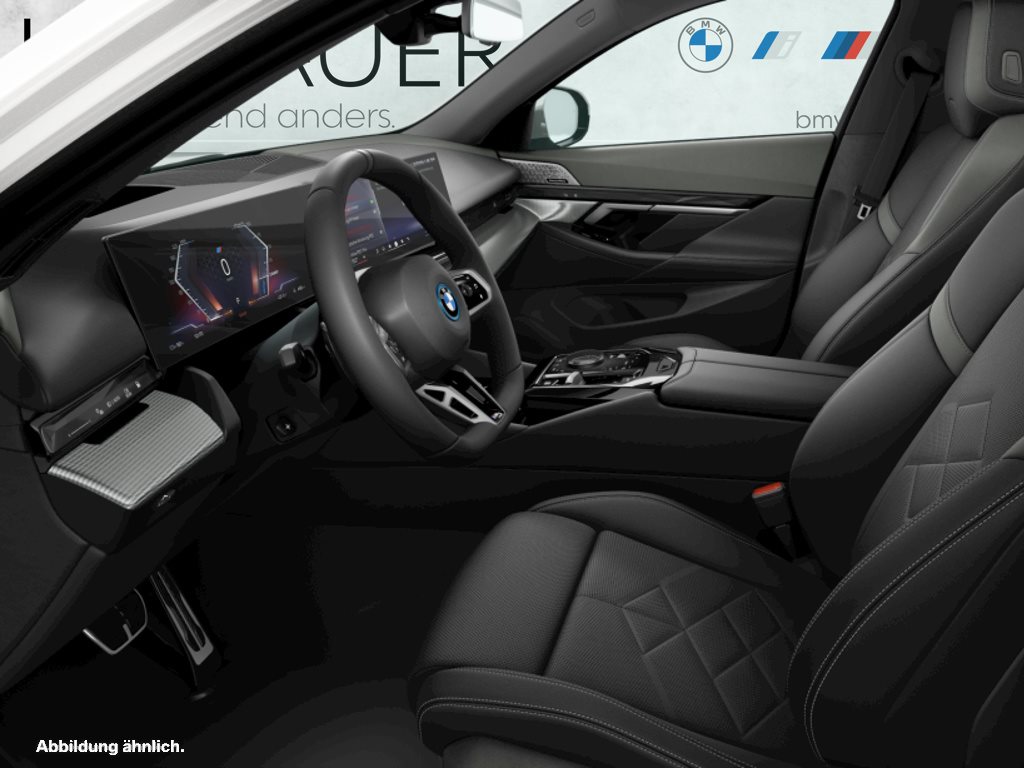 Fahrzeugabbildung BMW i5 xDrive40 Limousine [M Sport, DA Prof., B&W]