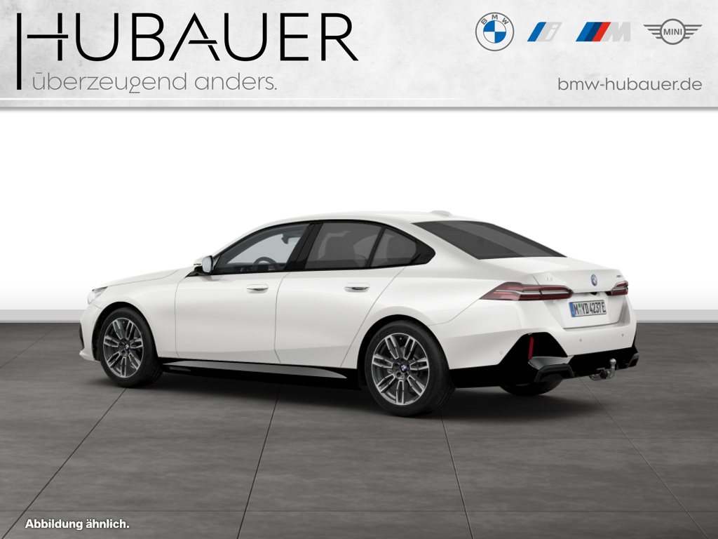 Fahrzeugabbildung BMW i5 xDrive40 Limousine [M Sport, DA Prof., B&W]