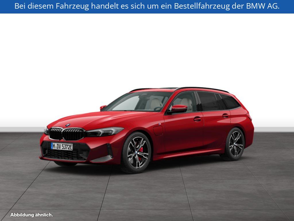 BMW 330e Touring