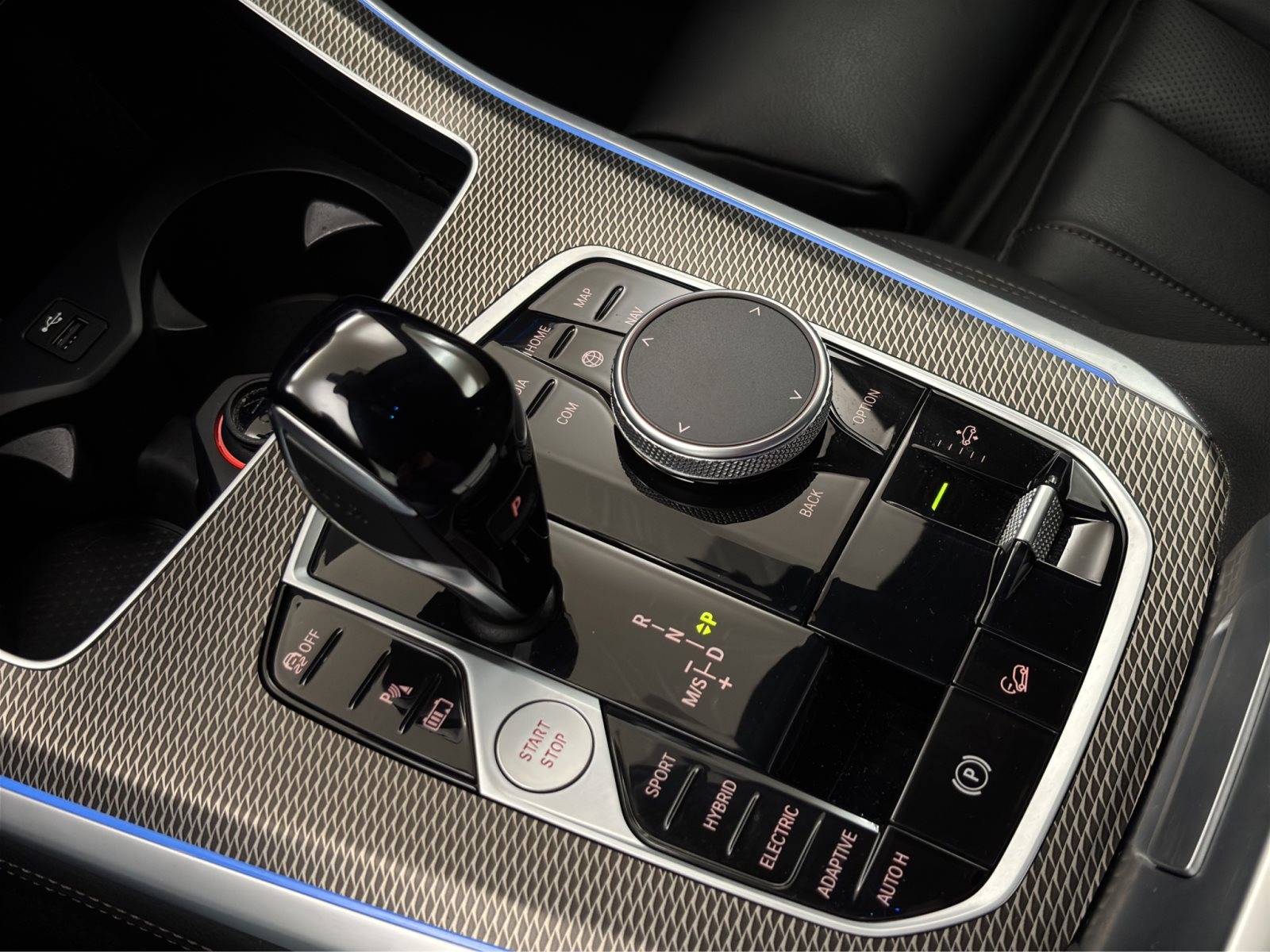 Fahrzeugabbildung BMW X5 xDrive45e [M Sport, Laser, DA Prof., AHK]